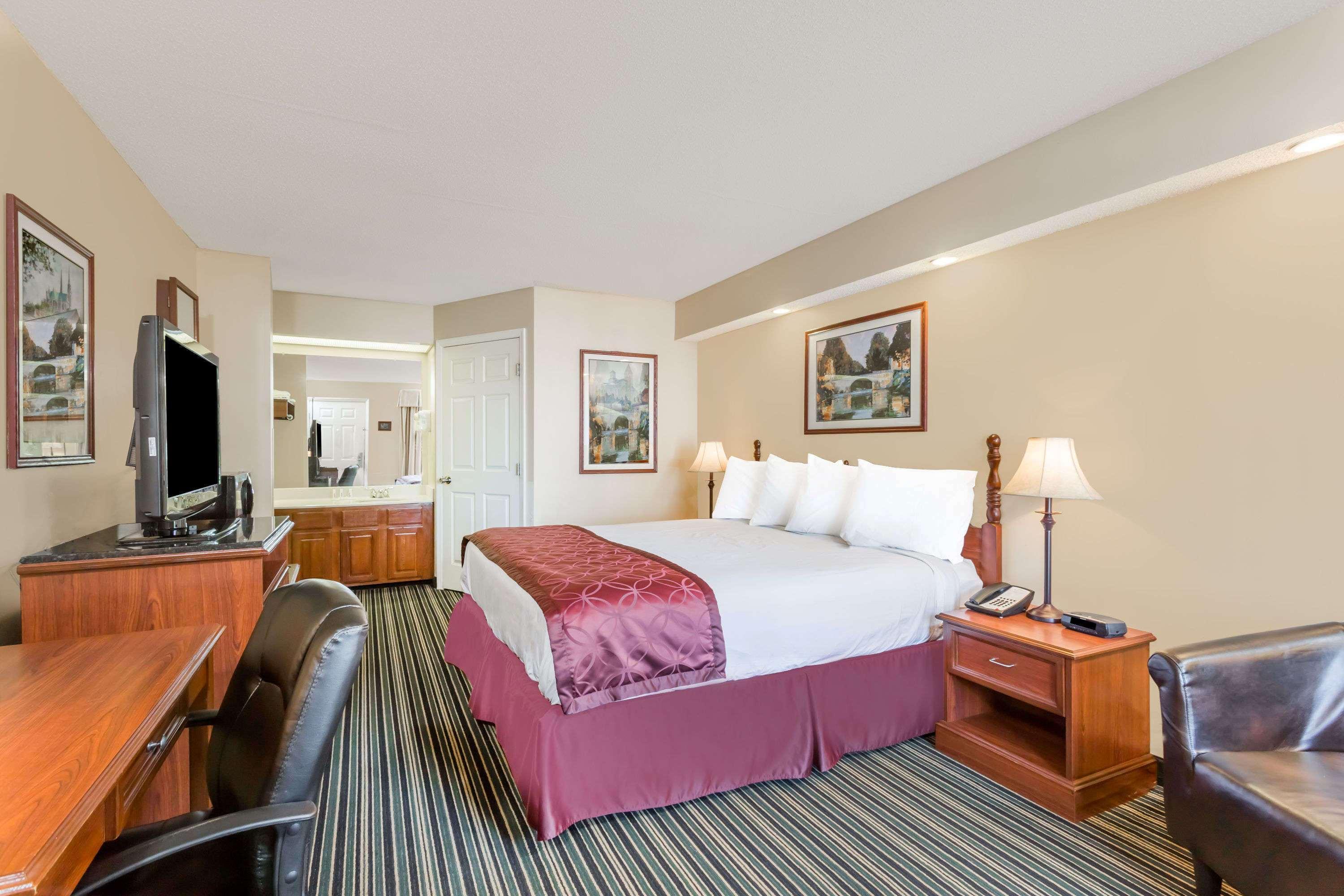 ซูเปอร์ 8 บาย วินด์แฮม ออเรนจ์เบิร์ก นอร์ท Motel ภายนอก รูปภาพ