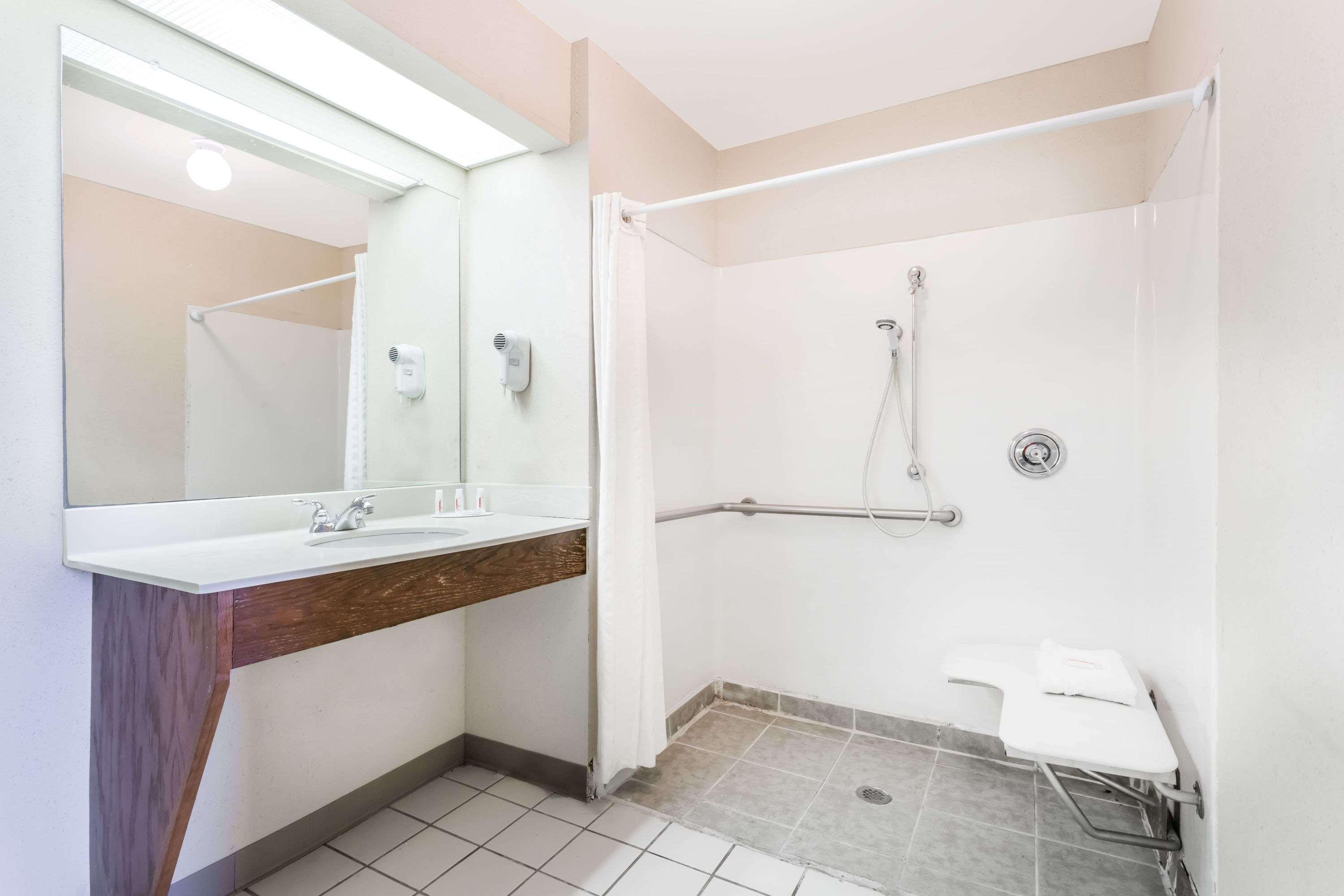 ซูเปอร์ 8 บาย วินด์แฮม ออเรนจ์เบิร์ก นอร์ท Motel ภายนอก รูปภาพ